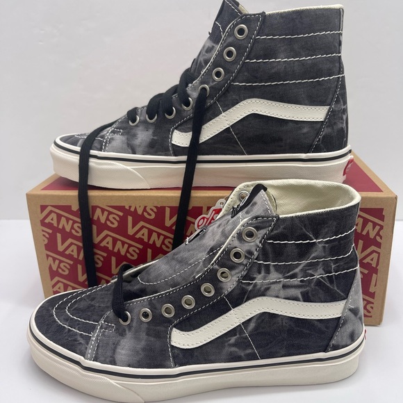 Vans Men’s Sk8-Hi Tapered (Denim Destroy)Black/ Marshmallow Sneakers
VN0A4U169FL - Picture 3 of 16